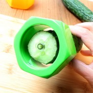 Kráječ na okurky Cucumber Slicer