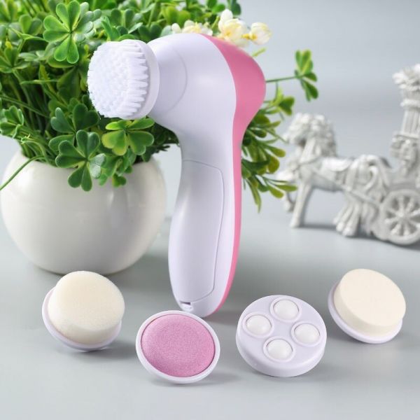 Čistící kartáček na pleť 5v1 - Beauty care Čistící kartáček na pleť 5v1 - Beauty care